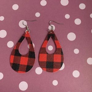 Leather earrings